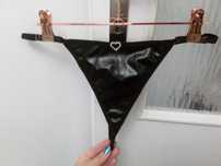 Lateksowe stringi,XL