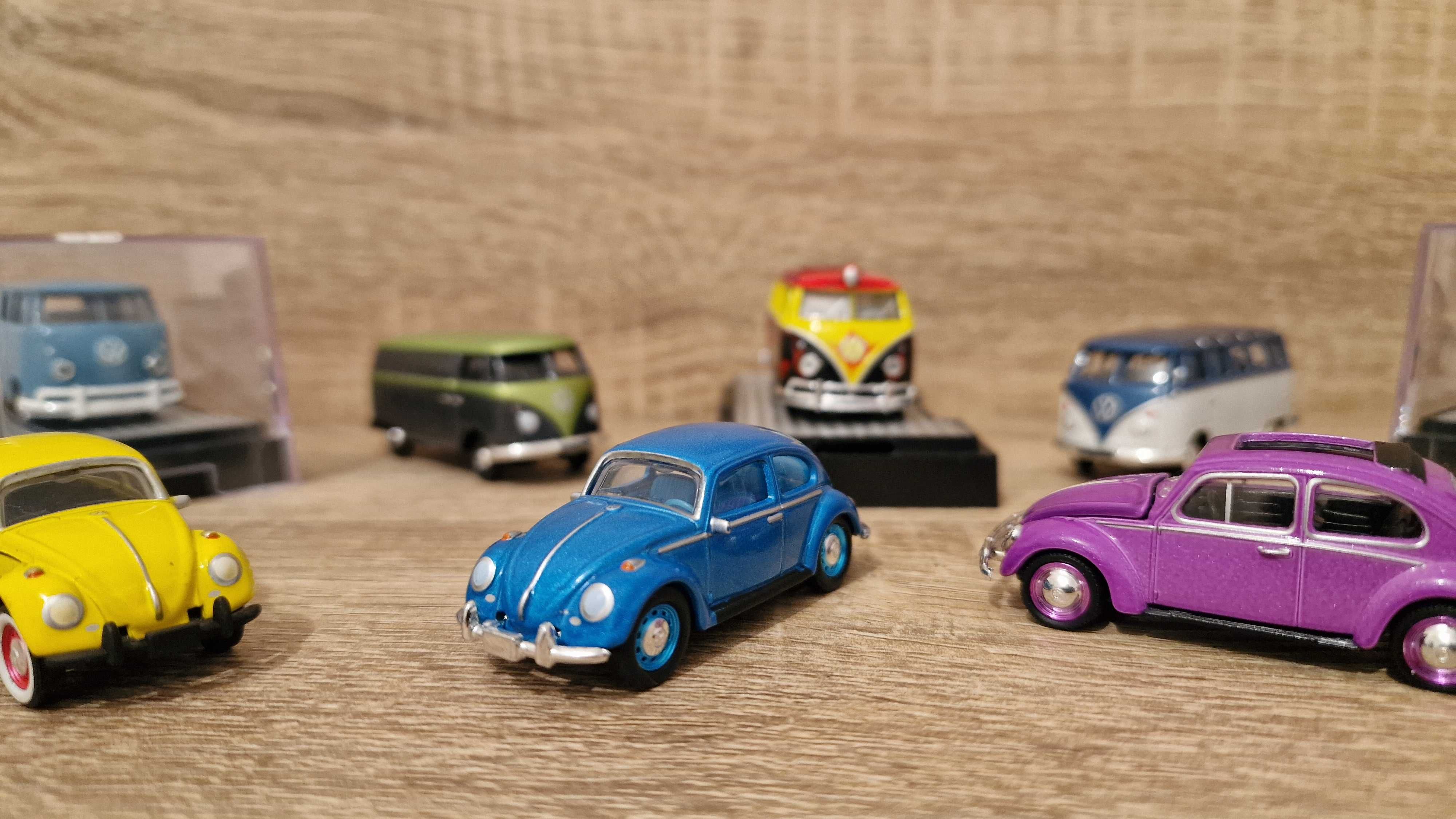 Lote de 8 Miniaturas VW carochas e Furgons Tuning 1:64