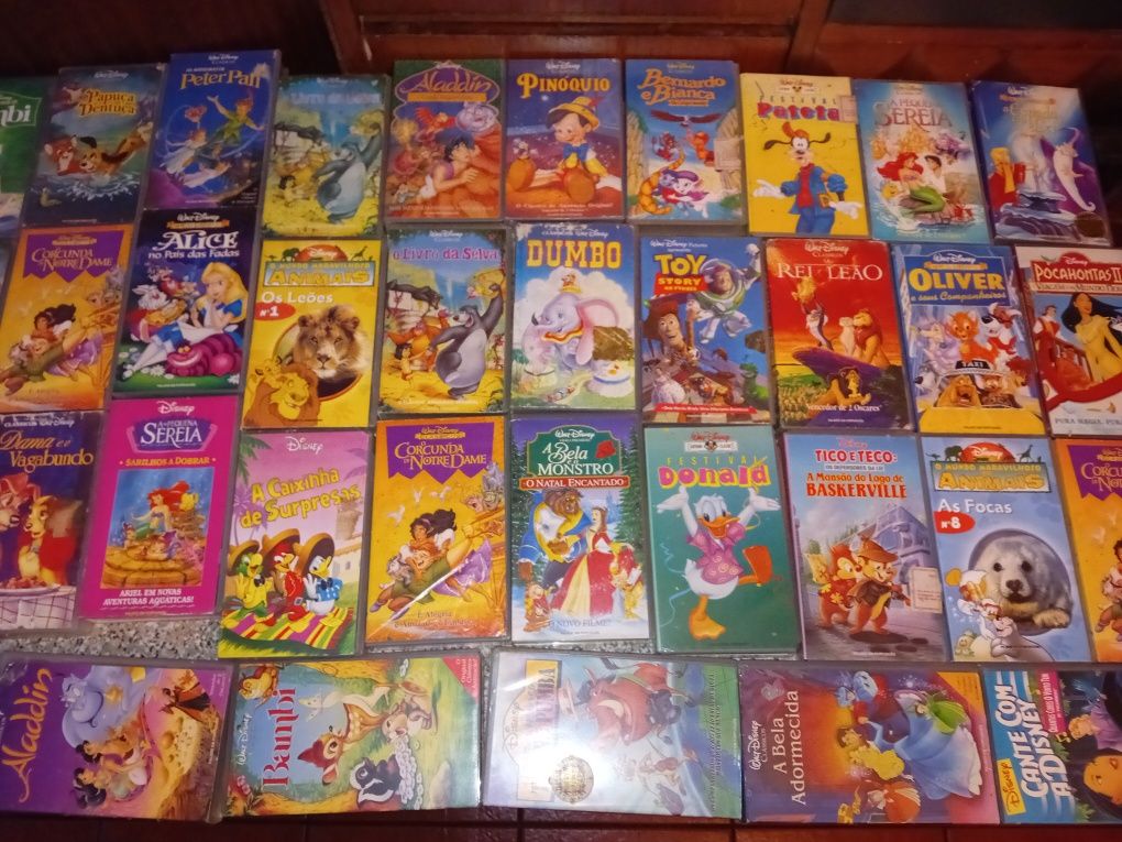 Conjunto de 94 Cassetes Vhs Clássicos Disney