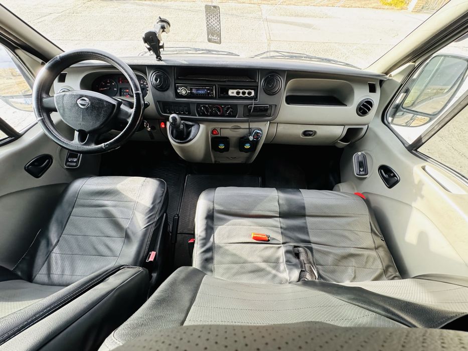 Продам Nissan lNTERSTAR