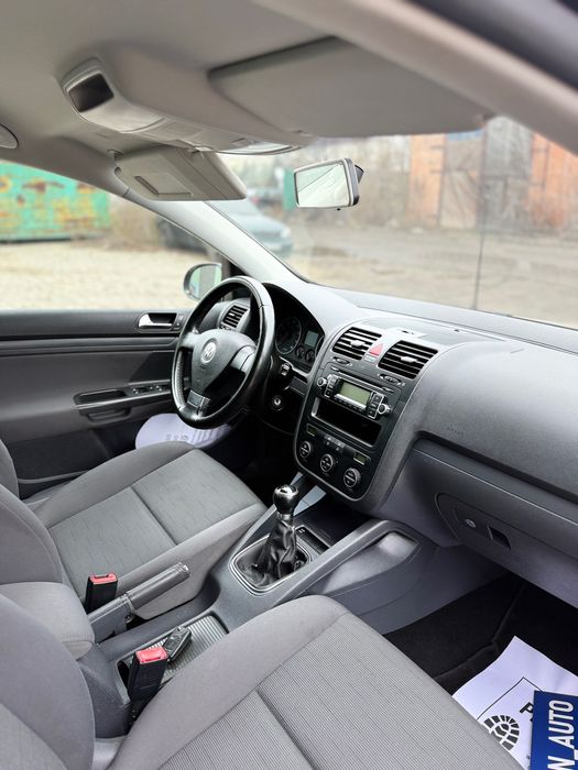 Продам Golf V 2009р. 1.6 mpi