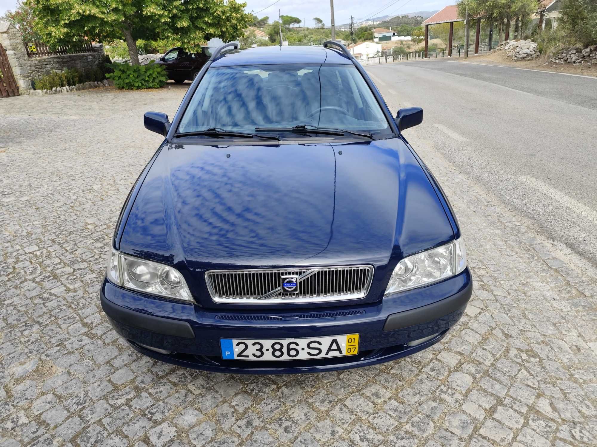 Volvo V40 1.9TD CR