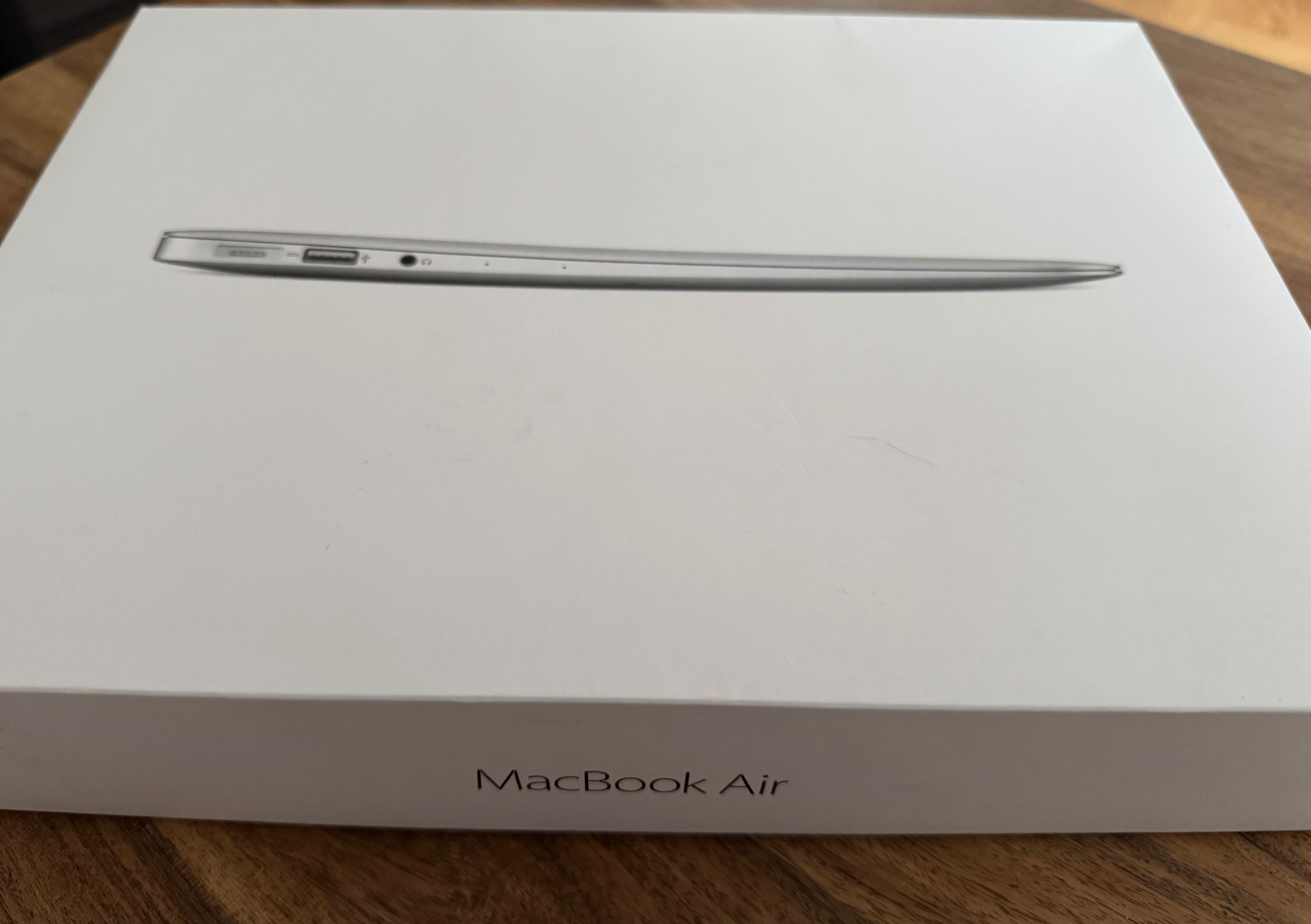MacBook Air 13-inch