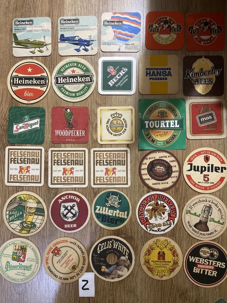 Lote de 130 bases para copos, anos 70 e 80