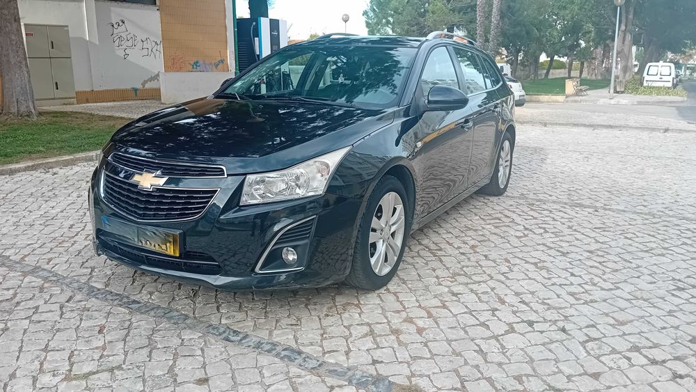OPORTUNIDADE! Chevrolet Cruze SW 1.7 VCDi LTZ 2012