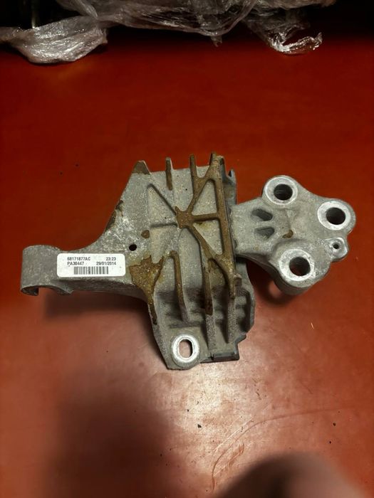 Комплект 3× подушки двигателя/коробки б/у