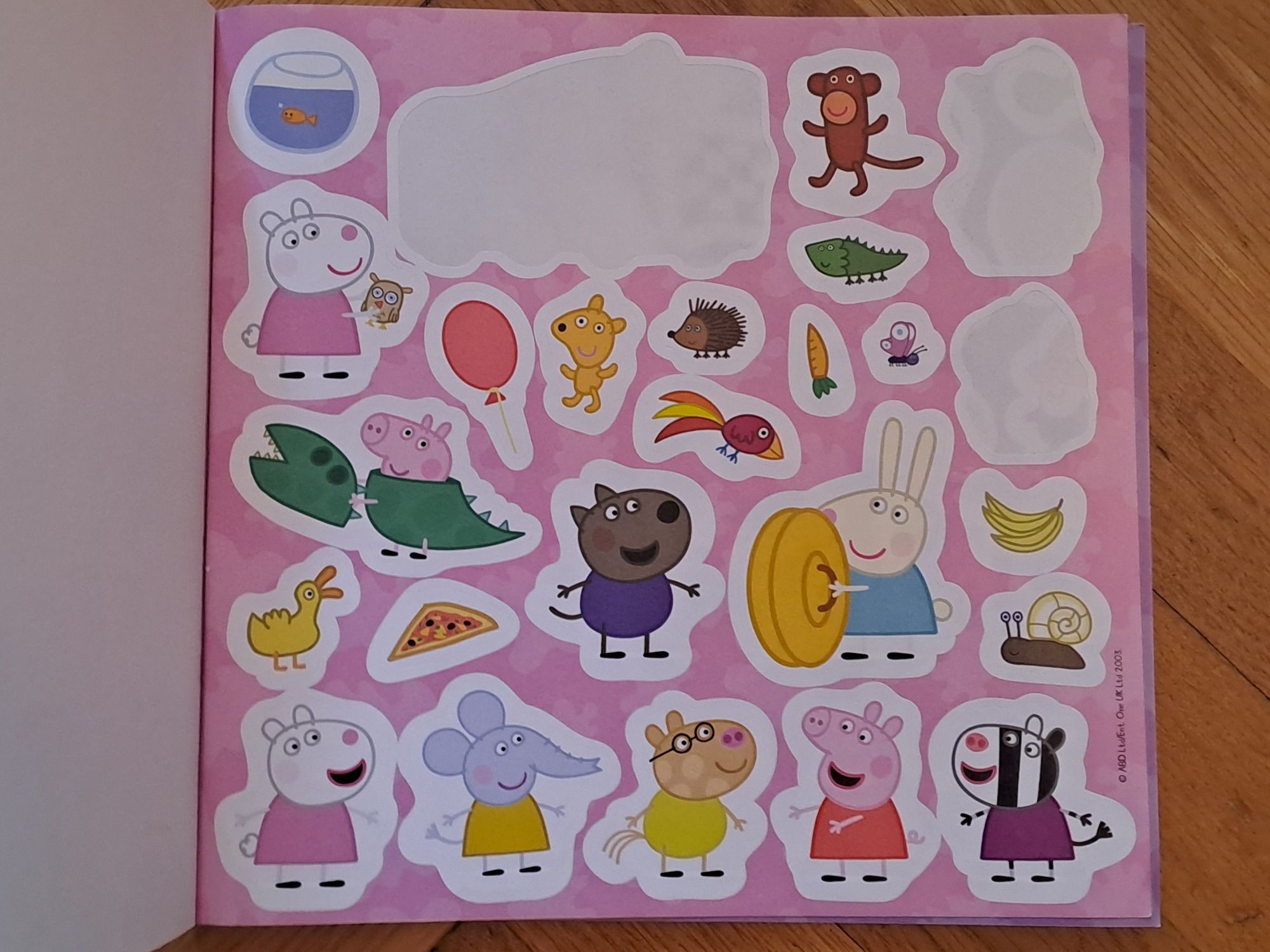 Książeczki Świnka Peppa +płytą DVD z 10 bajkami i naklejkami