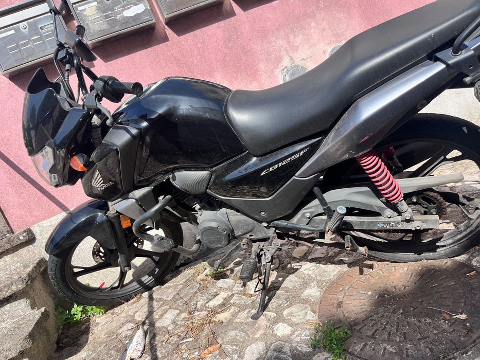 Mota cb125f ano 2022