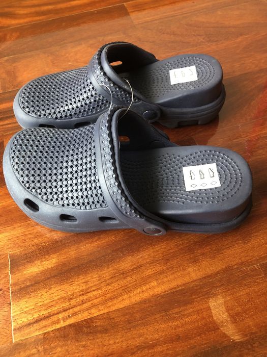 Cinelos (Crocs) 39