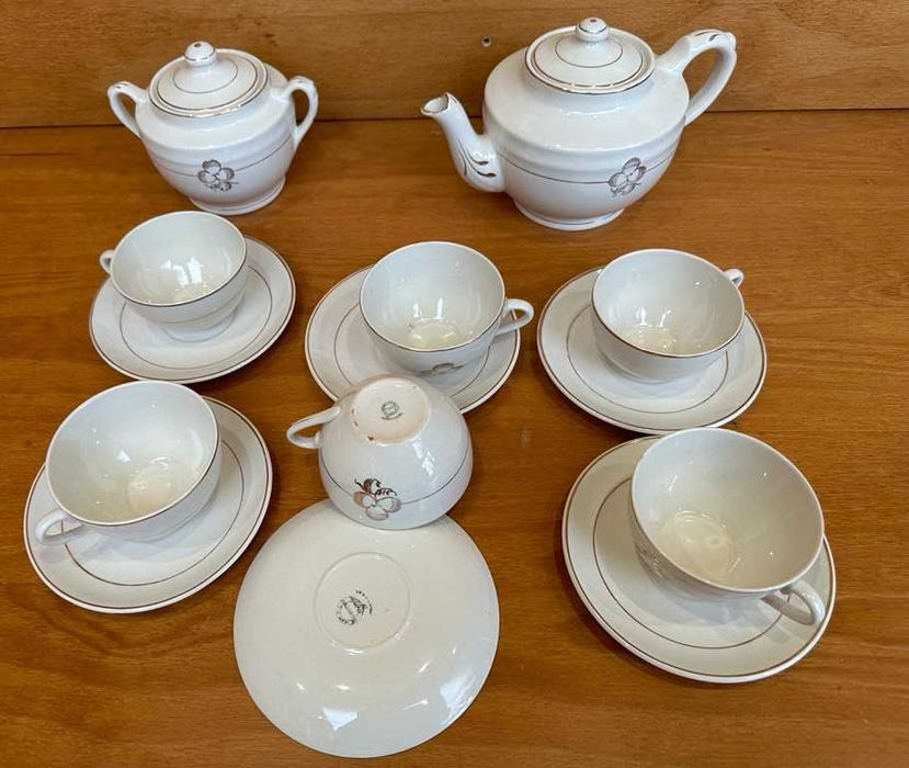 Serviço de chá antigo, Fabrica da Loiça de Sacavem