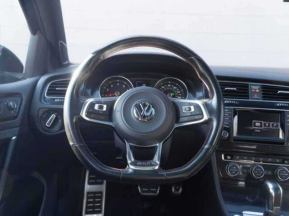 Volkswagen Golf GTI Autobahn      2015