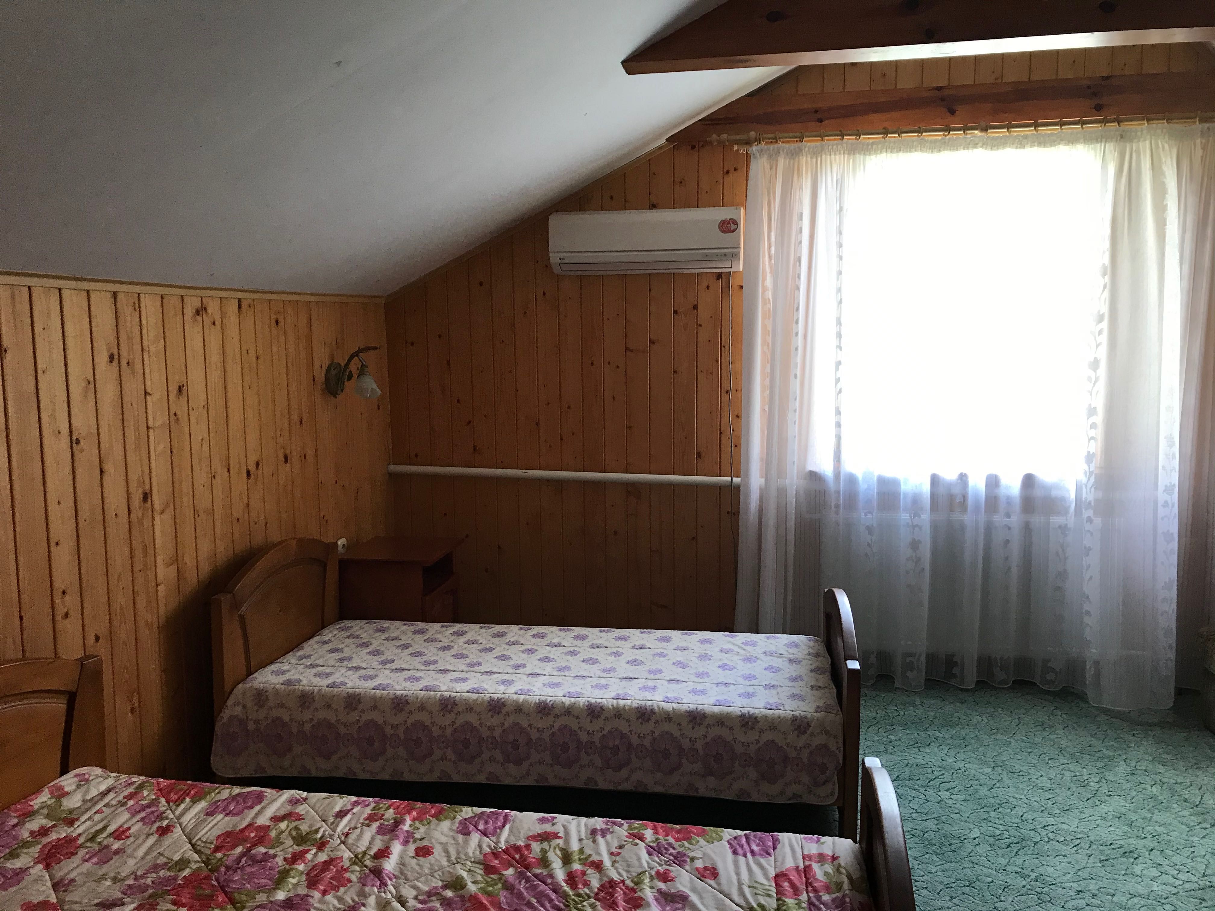 Відпочинок на Великому  Згоранському озері База Лісова перлина
