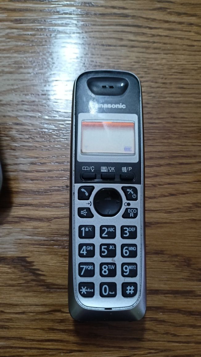 Telefon Panasonic KX-TG2511