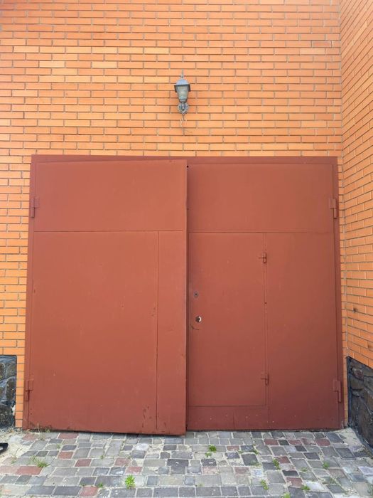 Продам гаражні ворота металеві