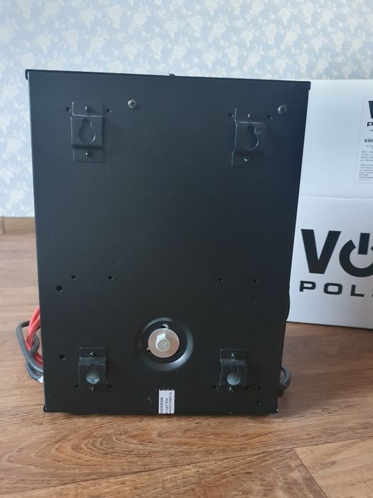 Інвертор Sinus PRO 1000w Volt Polska