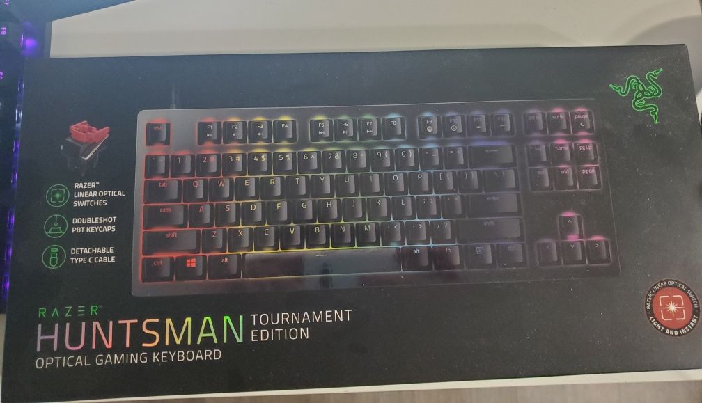 Механічна клавіатура Razer Huntsman TE