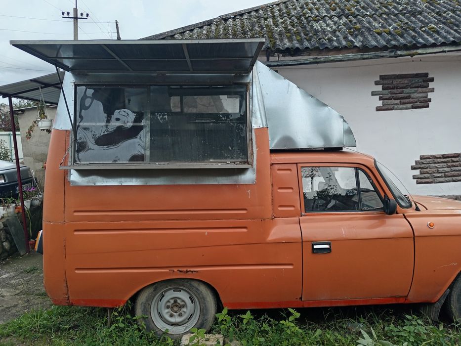 Продам фургон иж