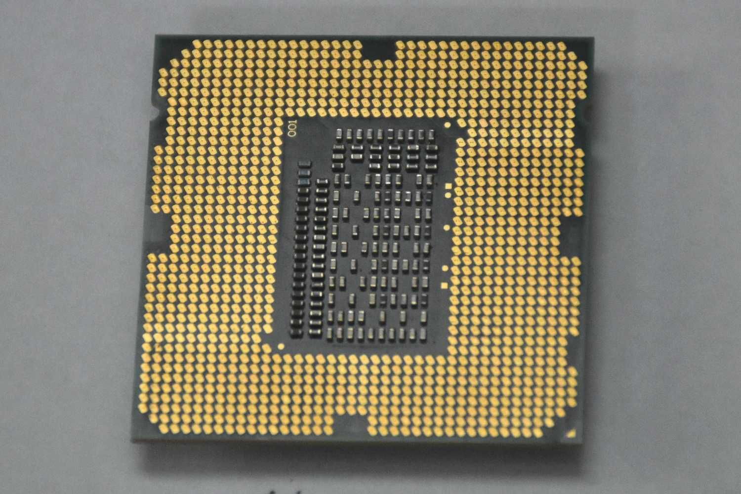 Процесор i5-2500 (4 ядра по 3,3-37 ГГц; LGA 1155)