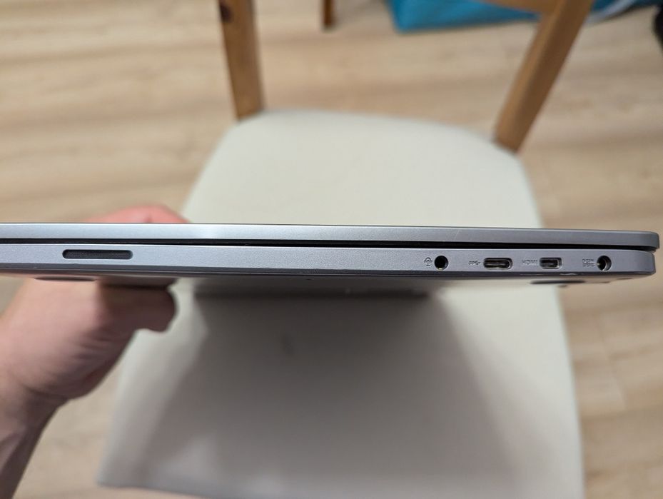 Asus Vivobook Flip 14 TP401M