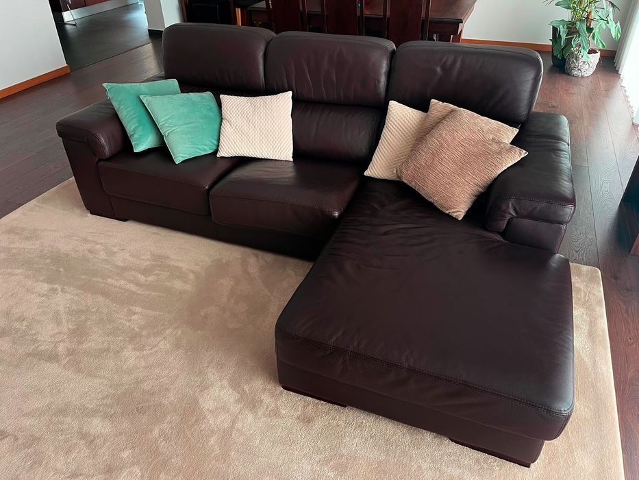 Sofá com chaise longue