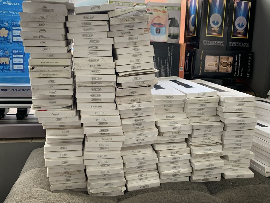 Оригінальні ремінці apple watch open box