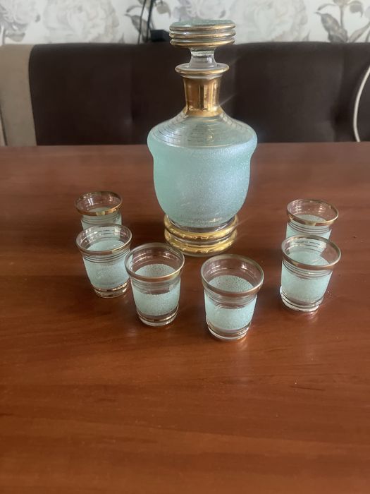 Дуже гарний комплект доя лікеру