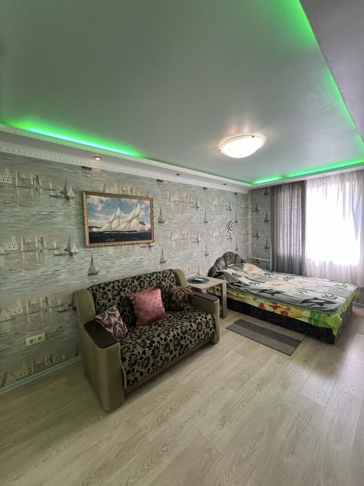 Здам подобово СВОЮ чистеньку 2 к кВ. Біля МОРЯ,Паркова 22