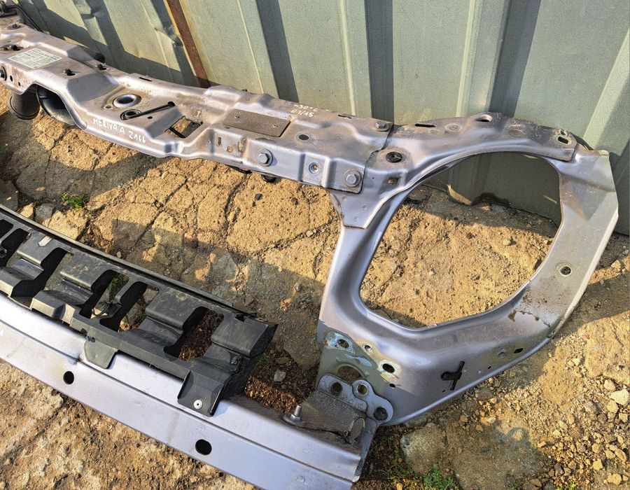 Opel Meriva A Pas przedni belka okular Z166