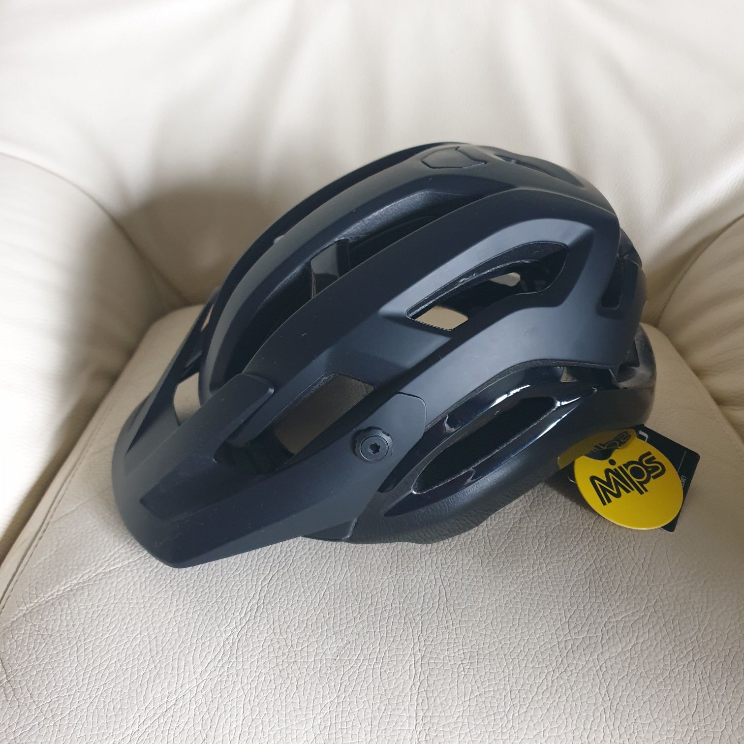 Kask mtb GIRO MANIFEST MIPS SPHERICAL matt black roz. M 55-59 cm