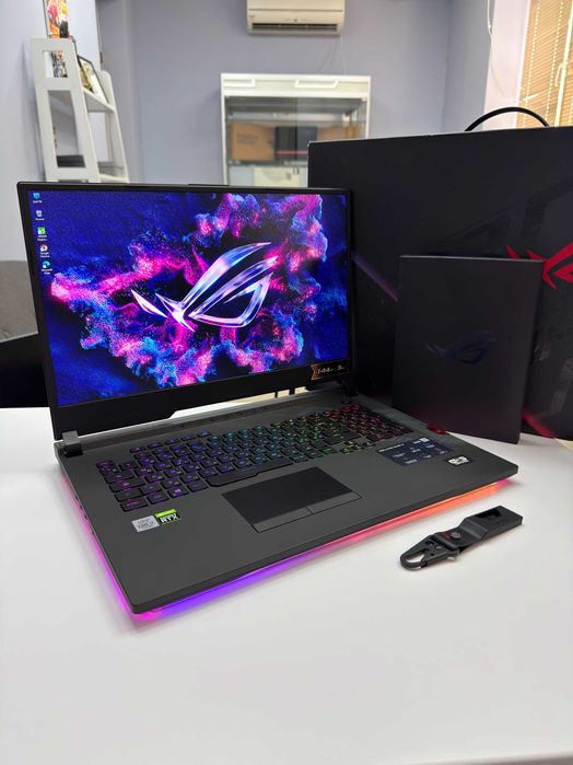 ASUS ROG Strix Scar III 17.3" 144Hz i7-10785H RTX 2060 6Gb 115W 16 512