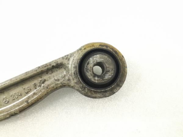 Braço de suspensão trás esquerdo MERCEDES-BENZ Classe C (W204)