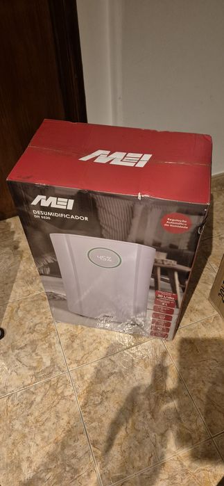 Desumidificador NOVO MEI DH 5520 (30m2 - 4L - 20L/dia)
O Desumidificad