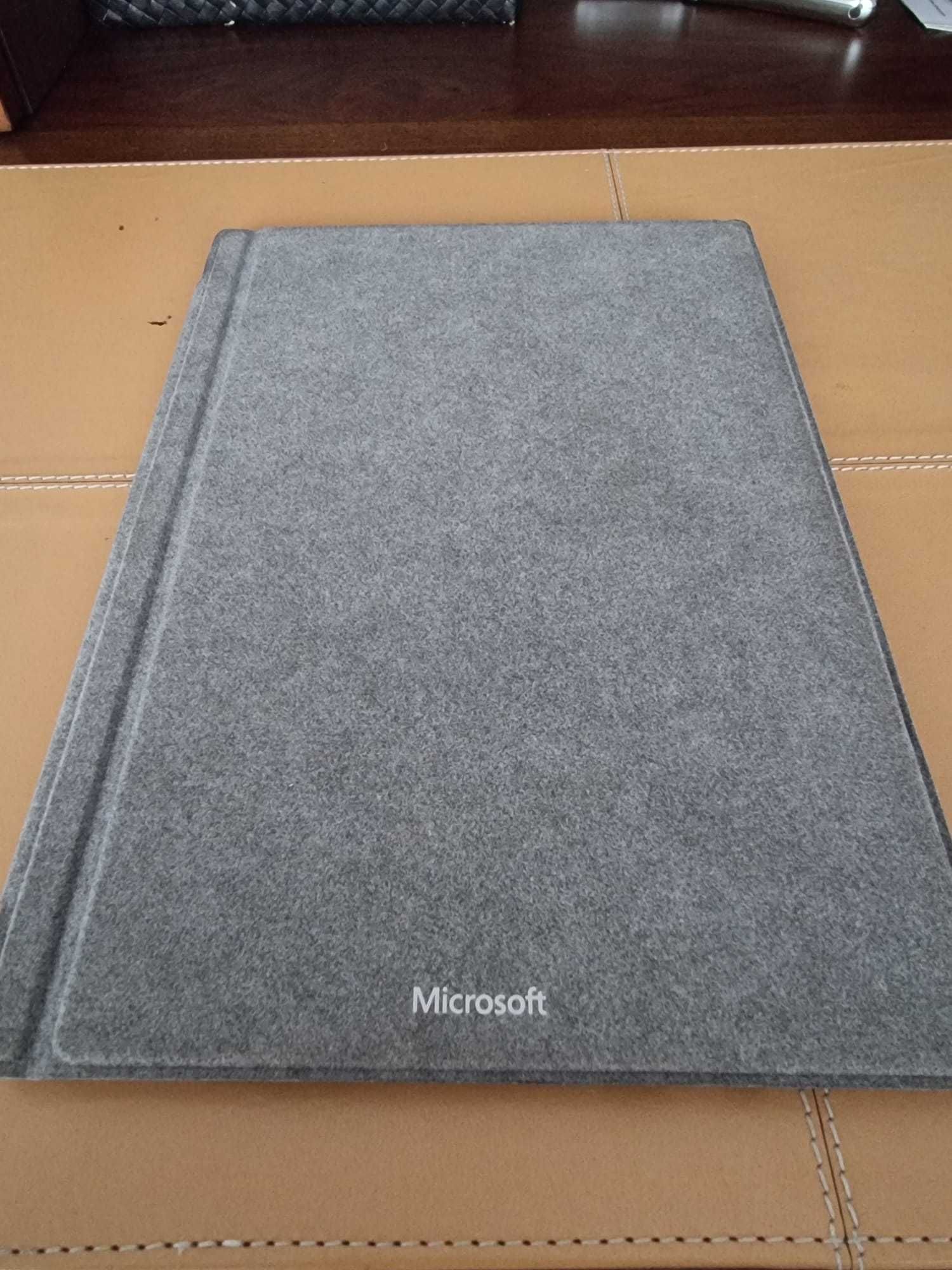 Microsoft Surface Pro 6 (2018)