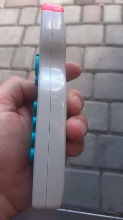 Развивающая игрушка Chad Valley Fun Gadget Remote.Новая.Рабочая.