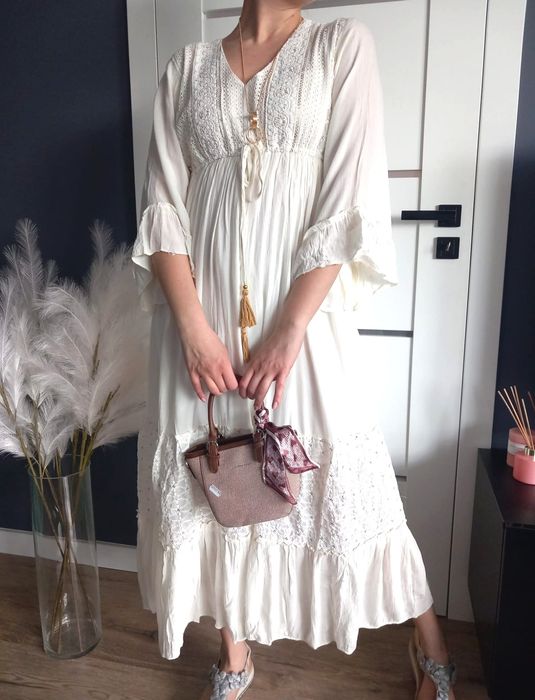 Kremowa sukienka boho z wiskozy