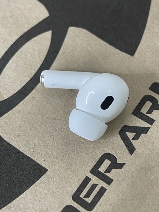 Продаю AirPods pro 2 лівий Оригінал АирПодс про 2 оригинал