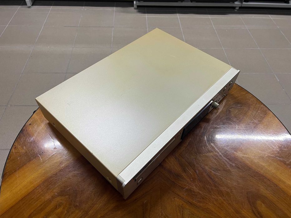 Odtwarzacz płyt CD Marantz CD7300 Audio Room