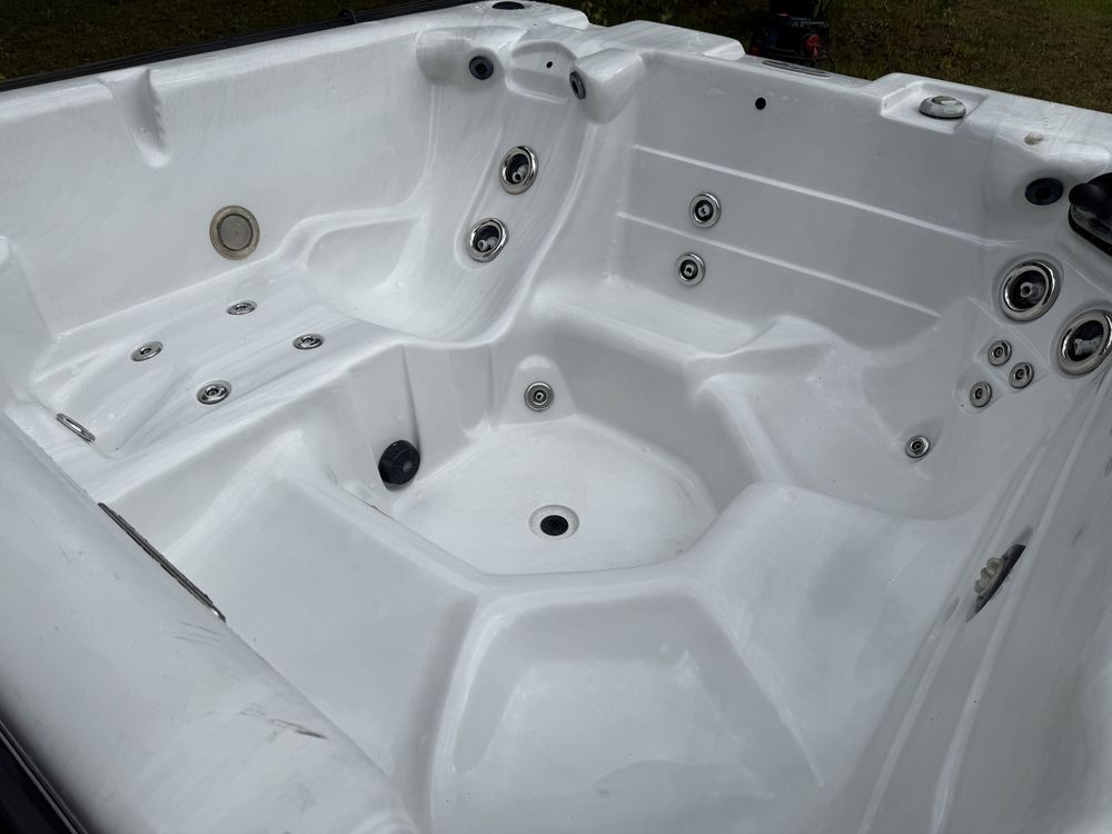 Jacuzzi balboa outlet balia spa