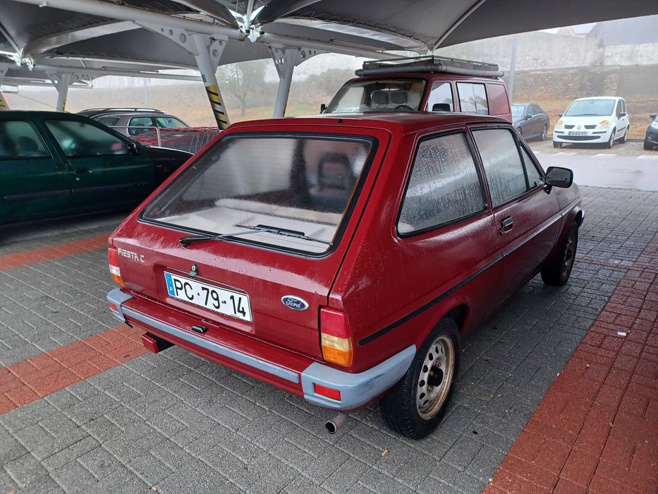 Clássico Ford fiesta 1988