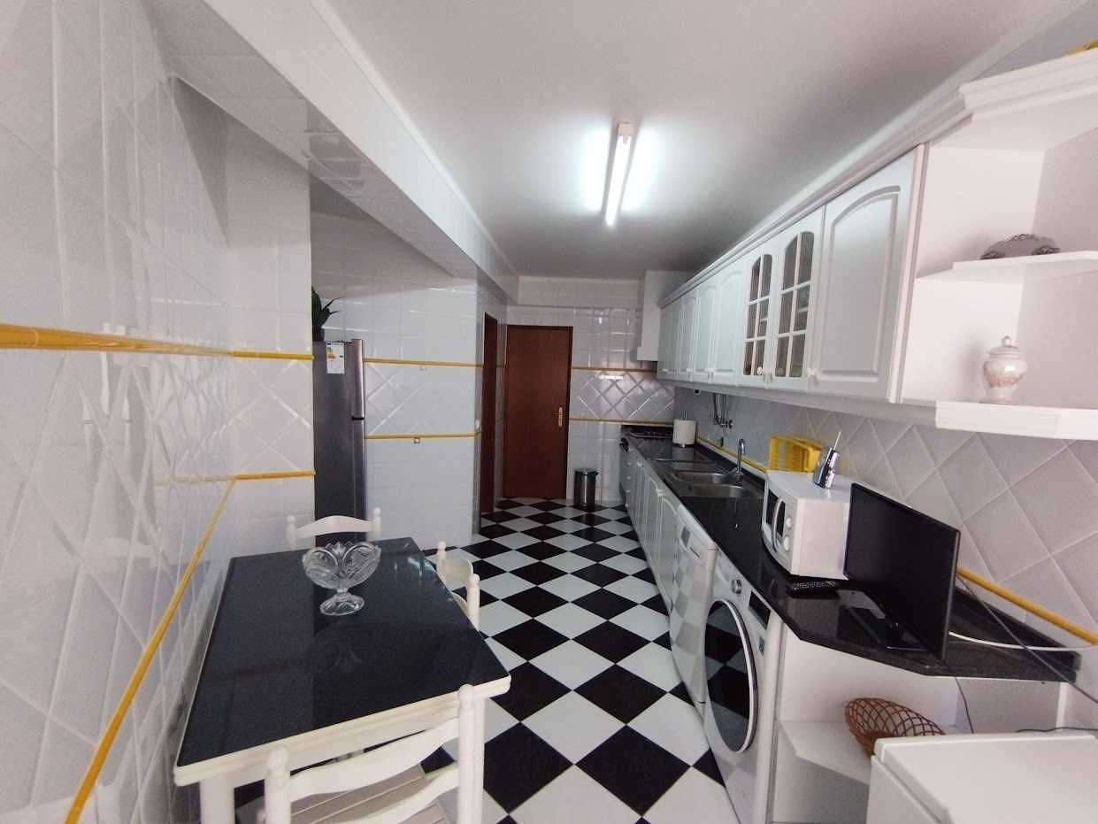 Arrendamento de quarto para Rapariga Estudante