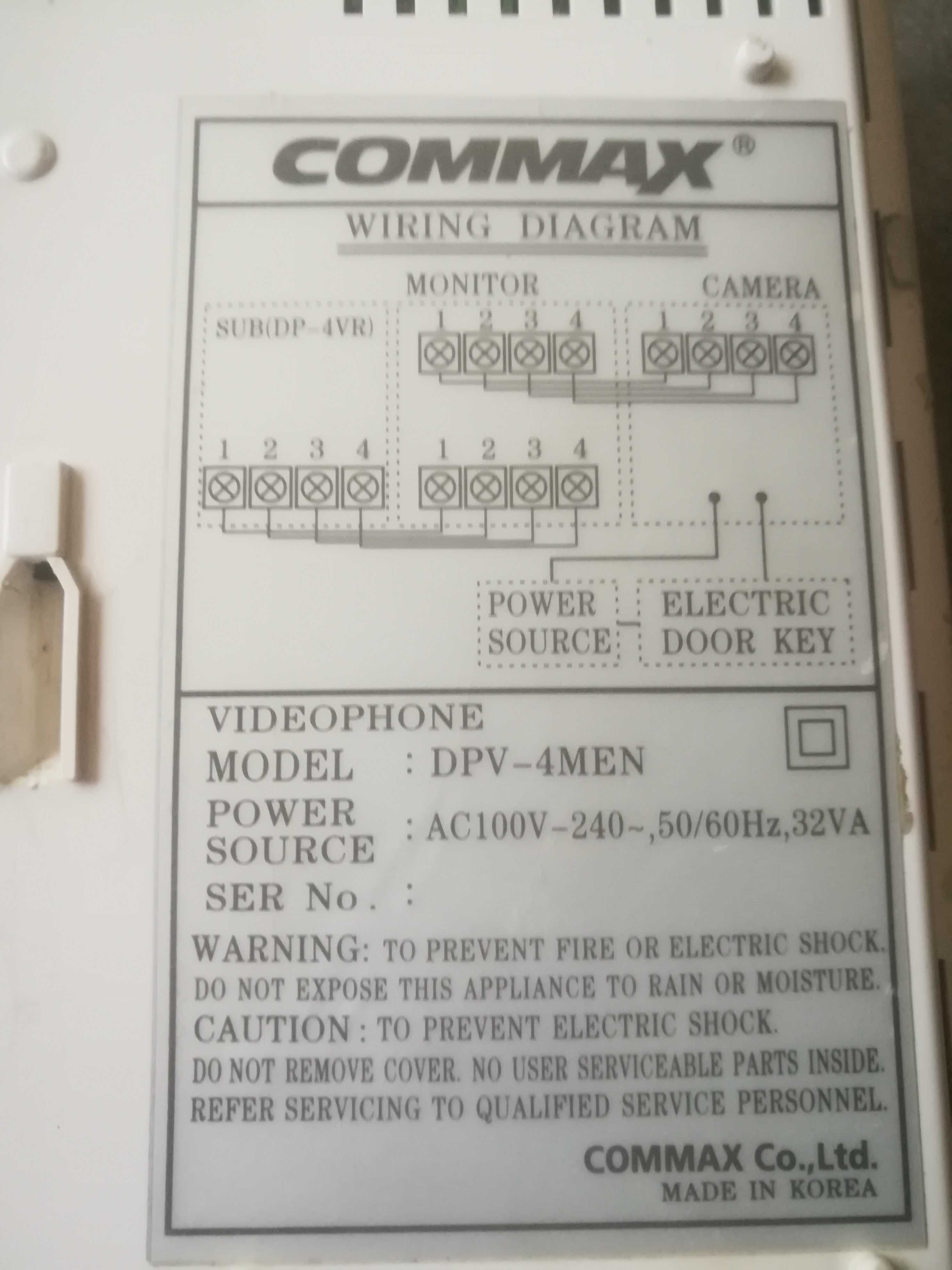 Продаю видеодомофон " COMMAX DPV-4MEN " без вызывной панели.