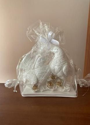 Керамічна статуетка сувенір голуби новий