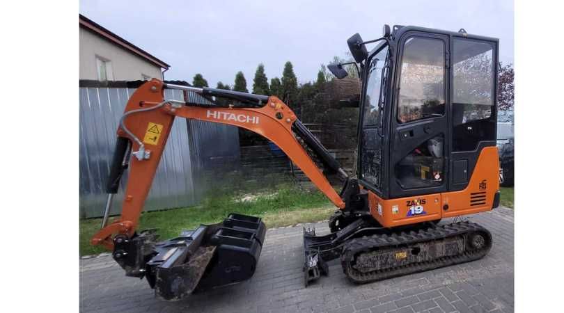 Wynajem minikoparki Hitachi ZX19-6