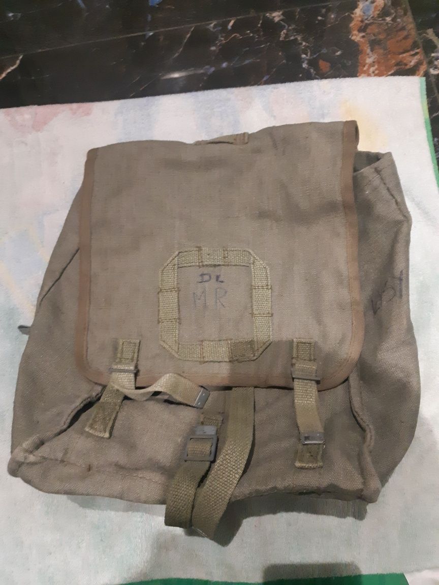 Plecak wojskowy z lat 70tych(kostka)