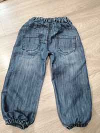 Sprzedam spodnie dżinsowe chłopięce firmy ME TOO. Rozmiar 104.