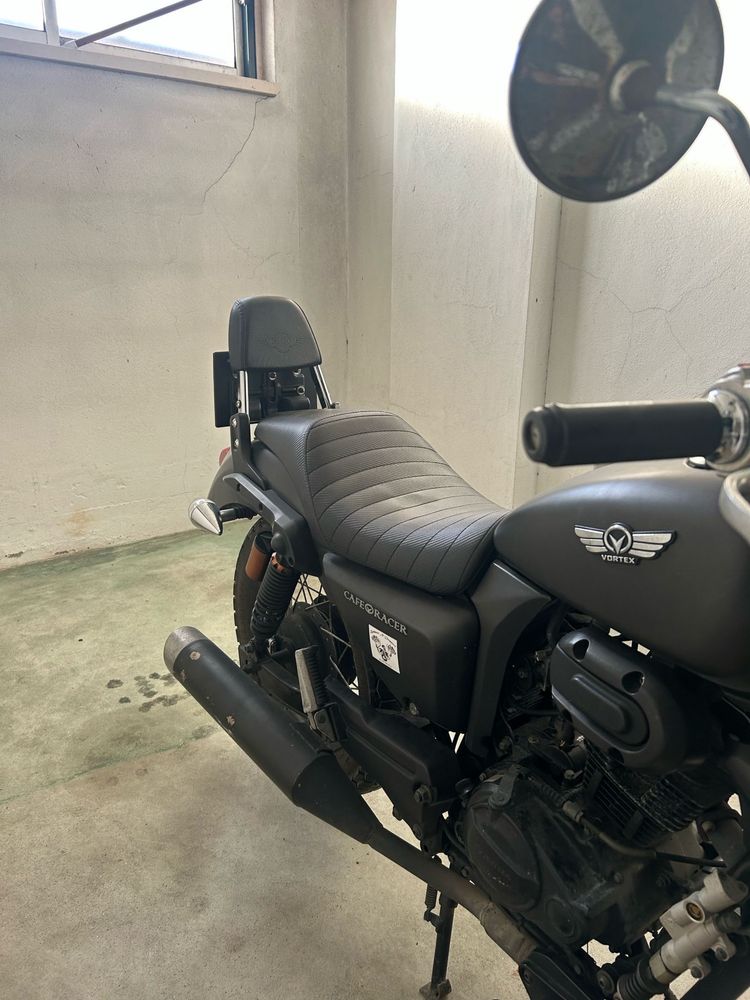 Mota 125cc Vortex “ Café racer “