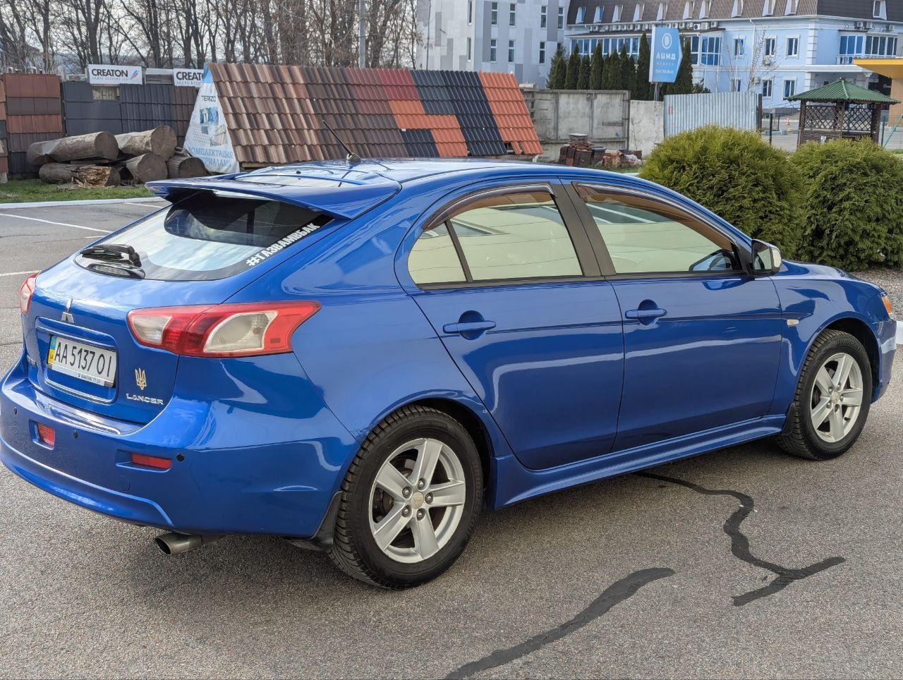 Mitsubishi lancer хетчбек 1.8 АКП газ.