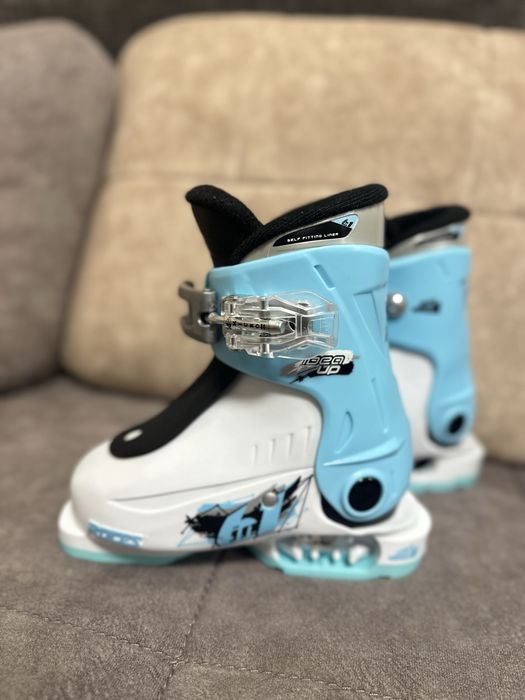 Дитячі лижні ботінки Roces