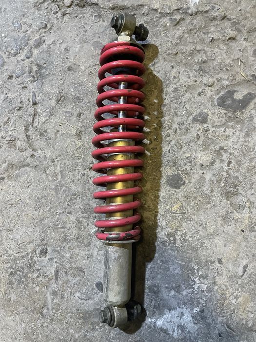 Аморти Polaris продам