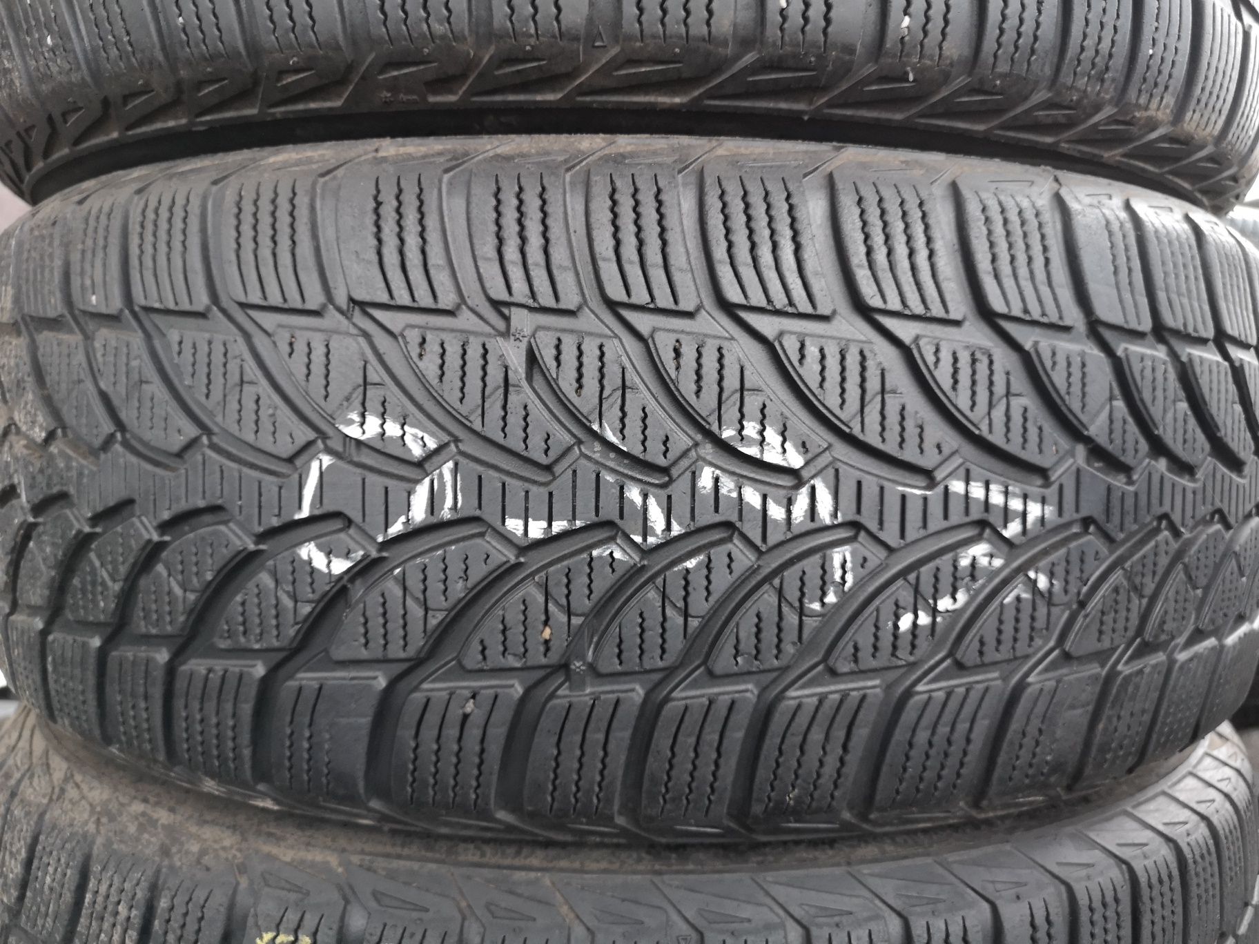 Opony zimowe 225/55/17 Bridgestone 4szt 5mm